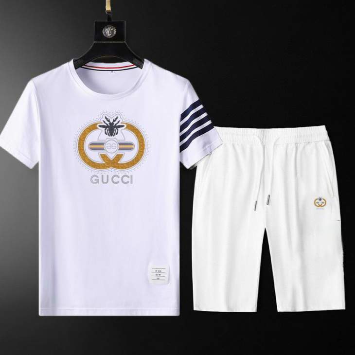 Picture of Gucci Shirt Pant Suits _SKUGucciM-3XL12yn17421530